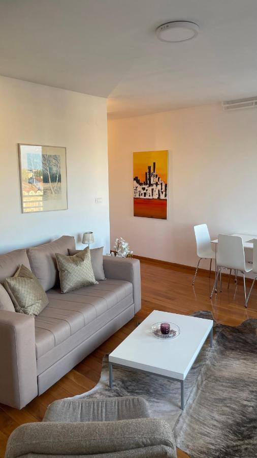 Luka 1718 Apartments Belgrade Extérieur photo
