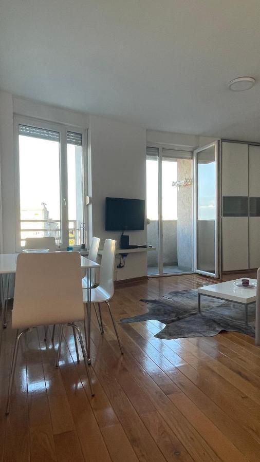 Luka 1718 Apartments Belgrade Extérieur photo